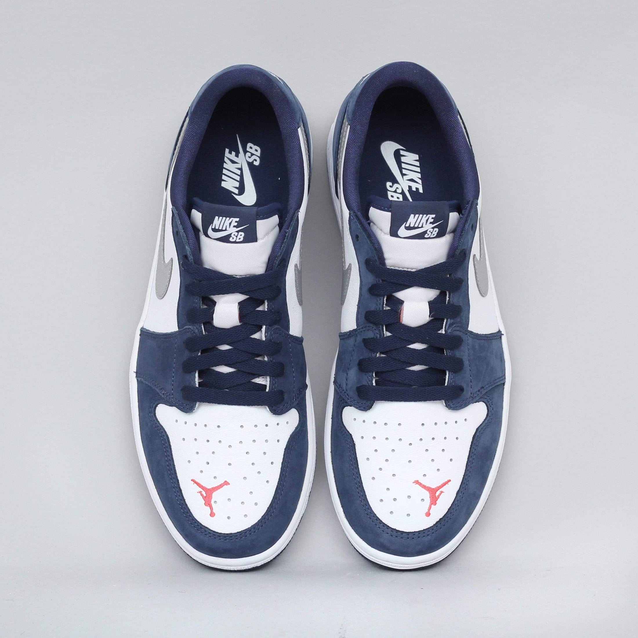Nike SB Air Jordan 1 Low QS Shoes Midnight Navy / Metallic Silver