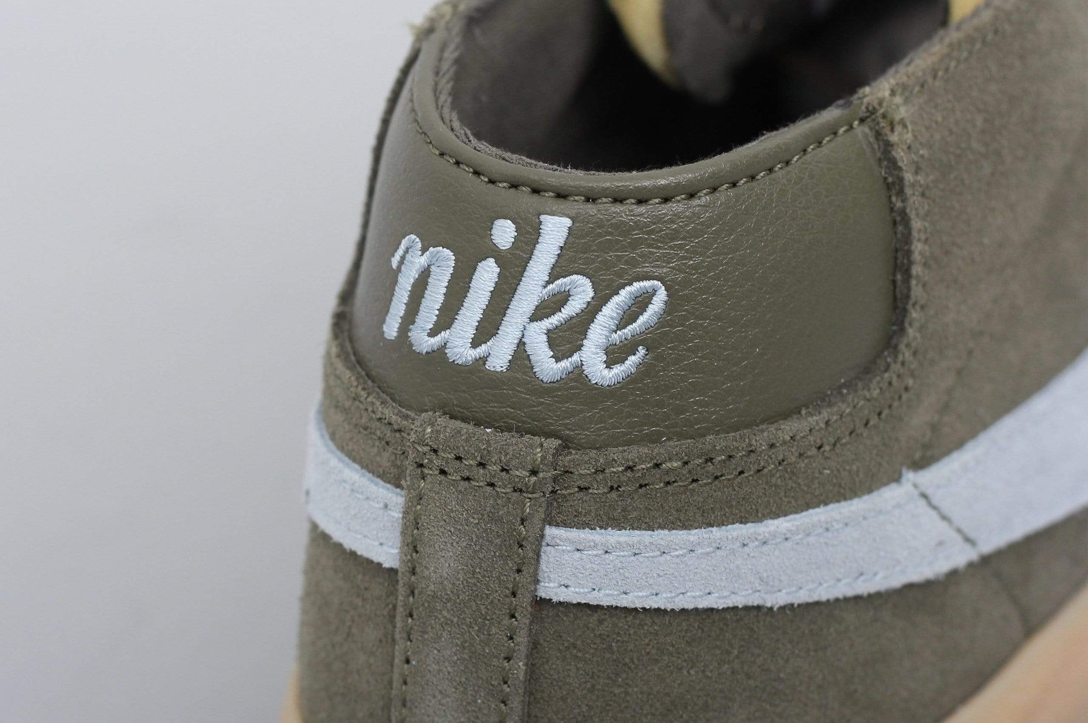 Nike SB Blazer Chukka Shoes Medium Olive / Gum Light Brown / Light Armoury Blue