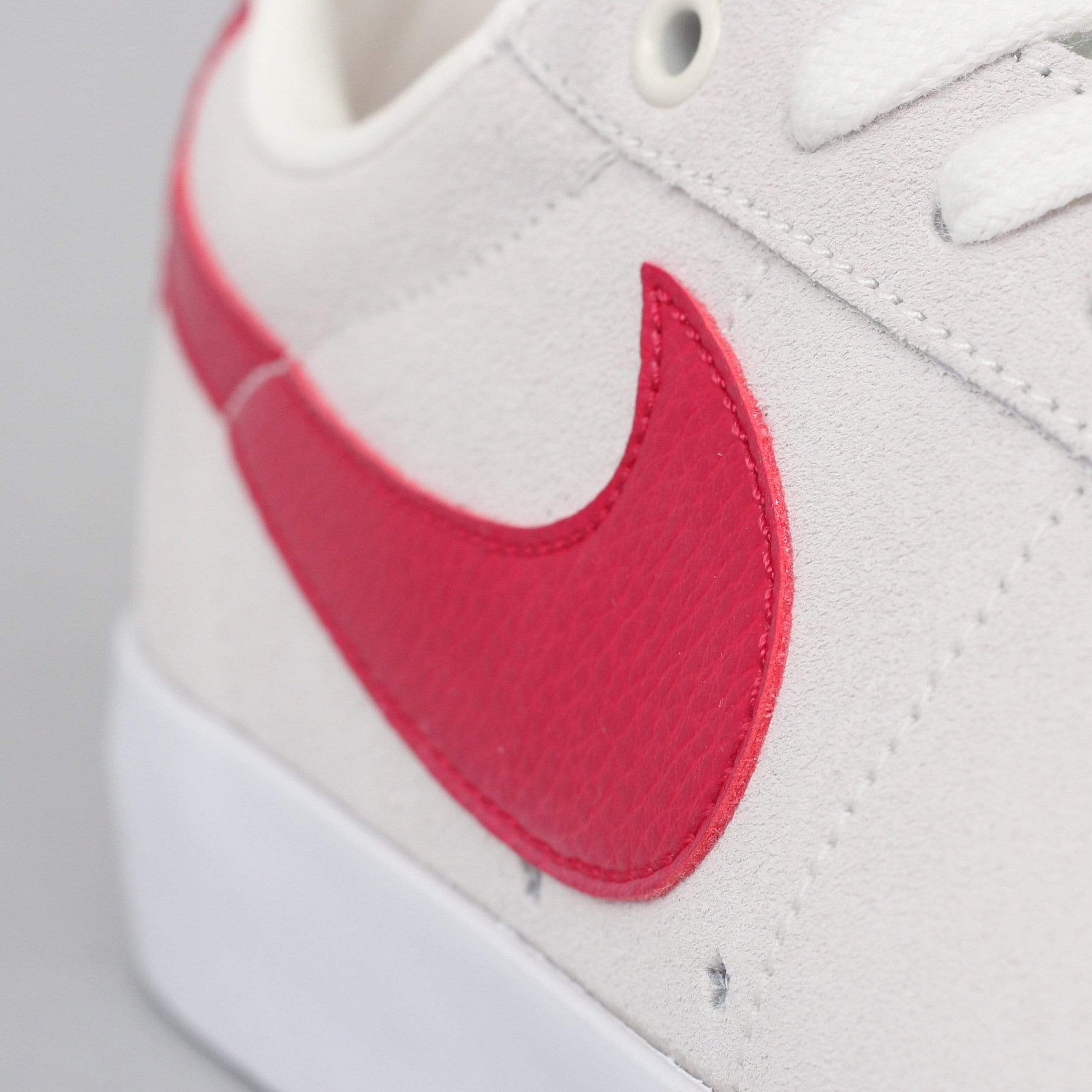 Nike SB Blazer Low GT Shoes Sail / Cardinal Red - White