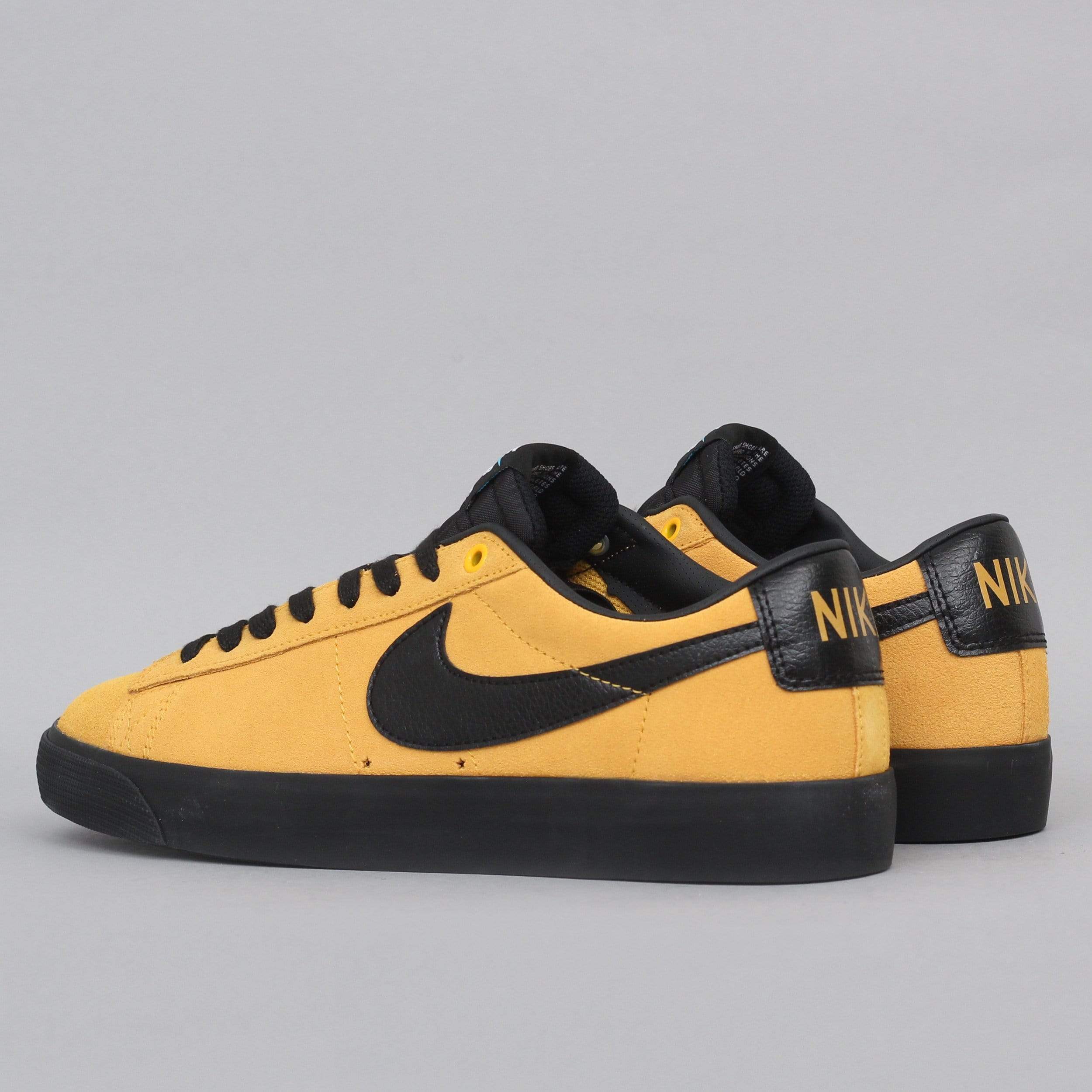 nike sb university gold