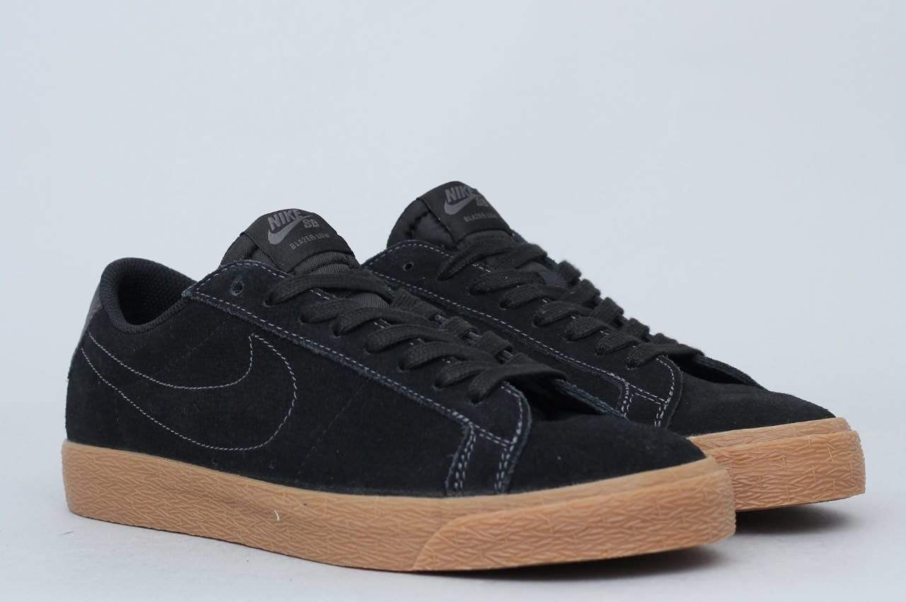 nike blazer black gum sole