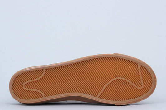 Nike SB Blazer Low Shoes Summit White / Summit White / Gum