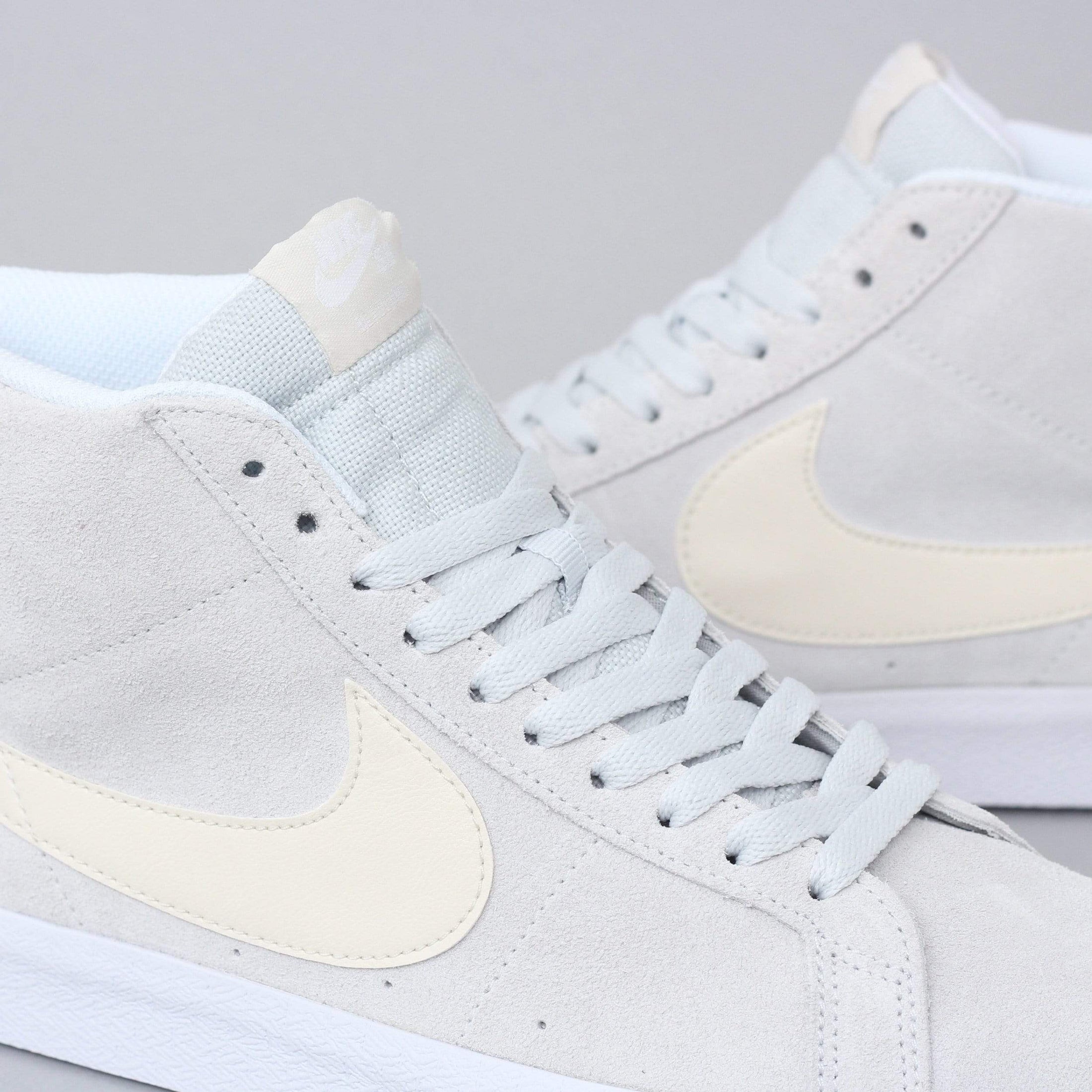 Nike SB Blazer Mid Shoes Photon Dust / Light Cream - White