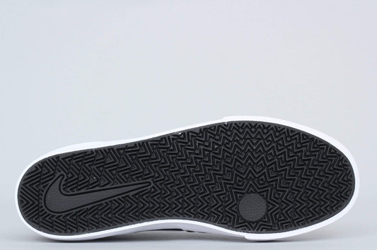 Nike SB Chron SLR Shoes Black / White