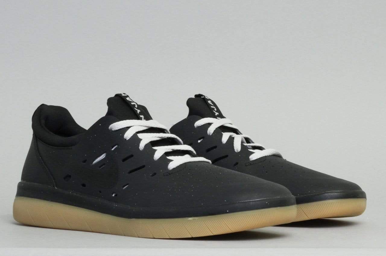 Nike SB Nyjah Free Shoes Black / Black - Gum Light Brown