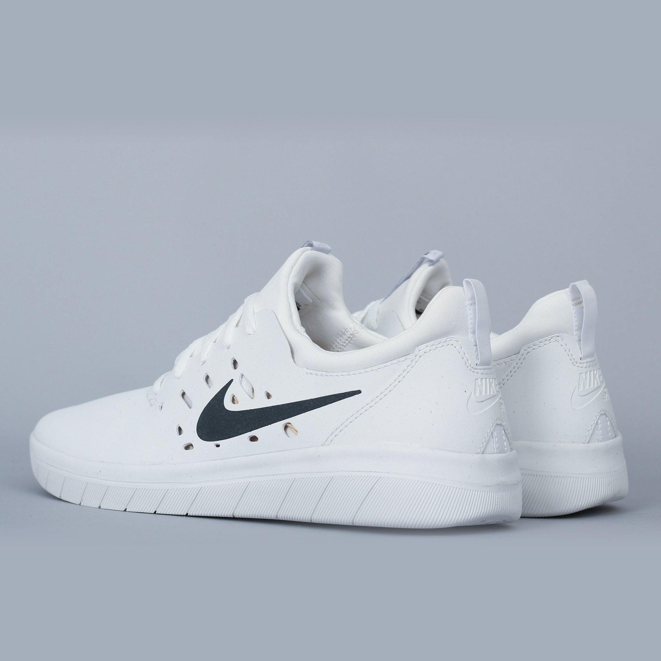 Nike SB Nyjah Free Skateboard Shoes Summit White Anthracite