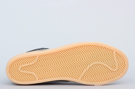 Nike SB Orange Label Blazer Mid ISO Shoes Black / White - Safety Orange