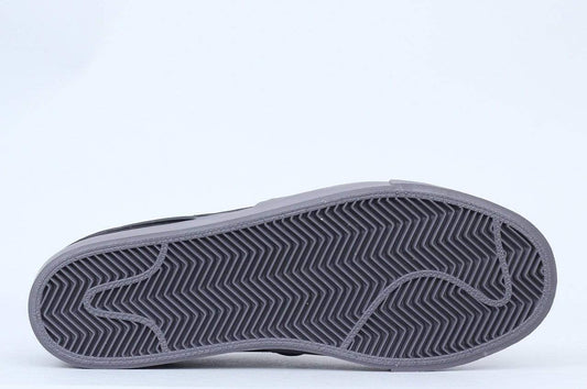 Nike SB Stefan Janoski Slip Shoes Black / Black - Thunder Grey