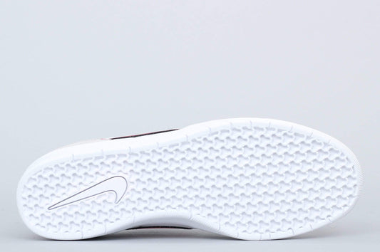 Nike SB Team Classic Shoes Atmosphere Grey / Vast Grey / Obsidian / University Red