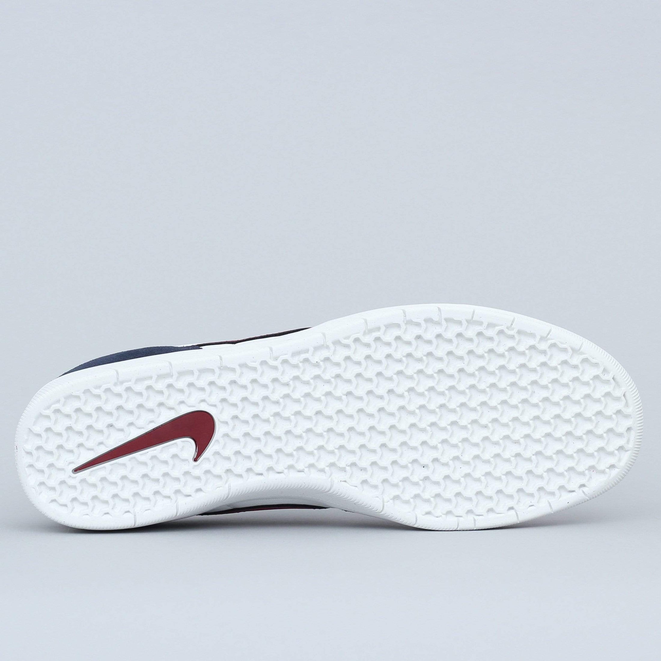 Nike SB Team Classic Shoes Obsidian / Team Red - Summit White