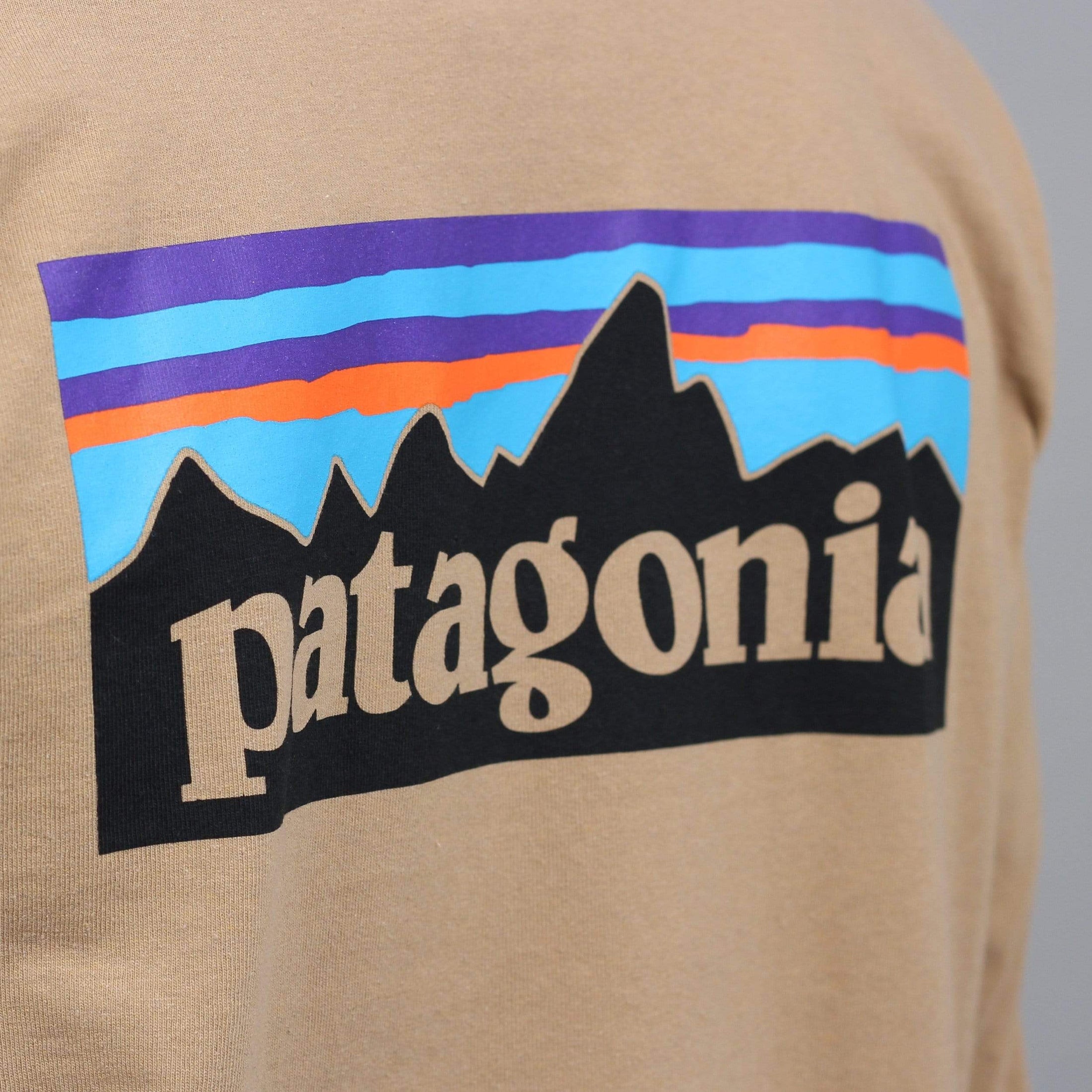 Patagonia P-6 Logo Responsibili Longsleeve T-Shirt Bearfoot Tan