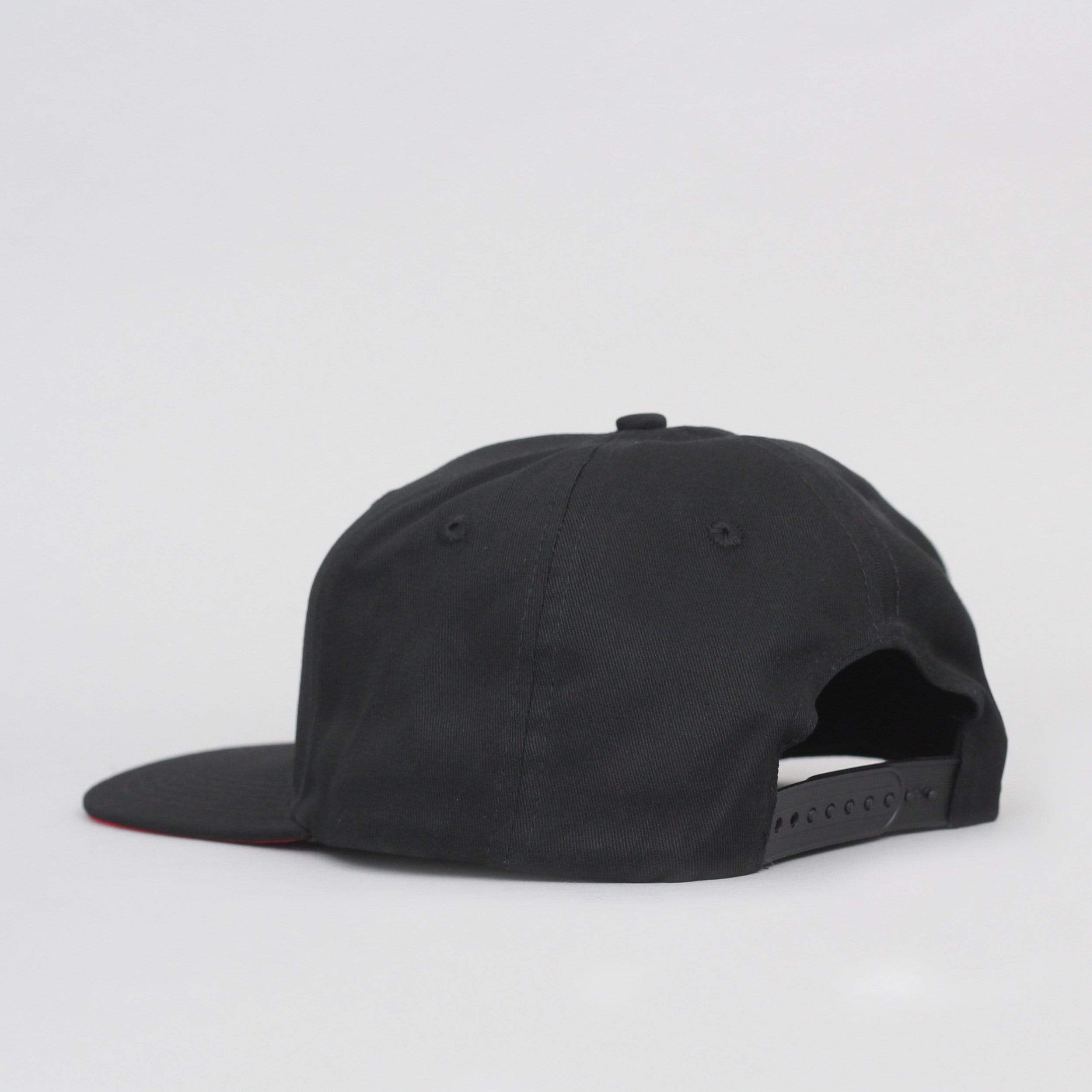 Santa Cruz Classic Dot Snapback Cap Black