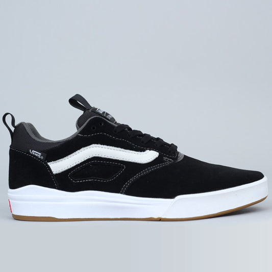 Vans Ultrarange Pro Shoes Black / White