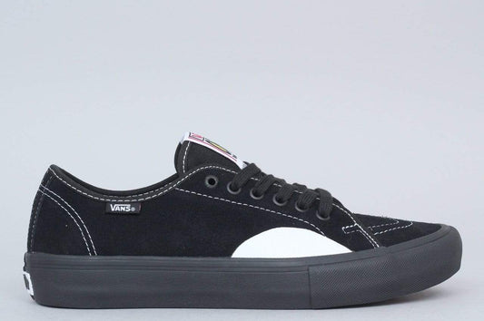 Vans AV Classic Pro Shoes Black / Black / White