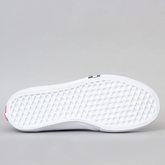 Vans Chukka Pro Shoes (Danny Wainwright) Black / True White