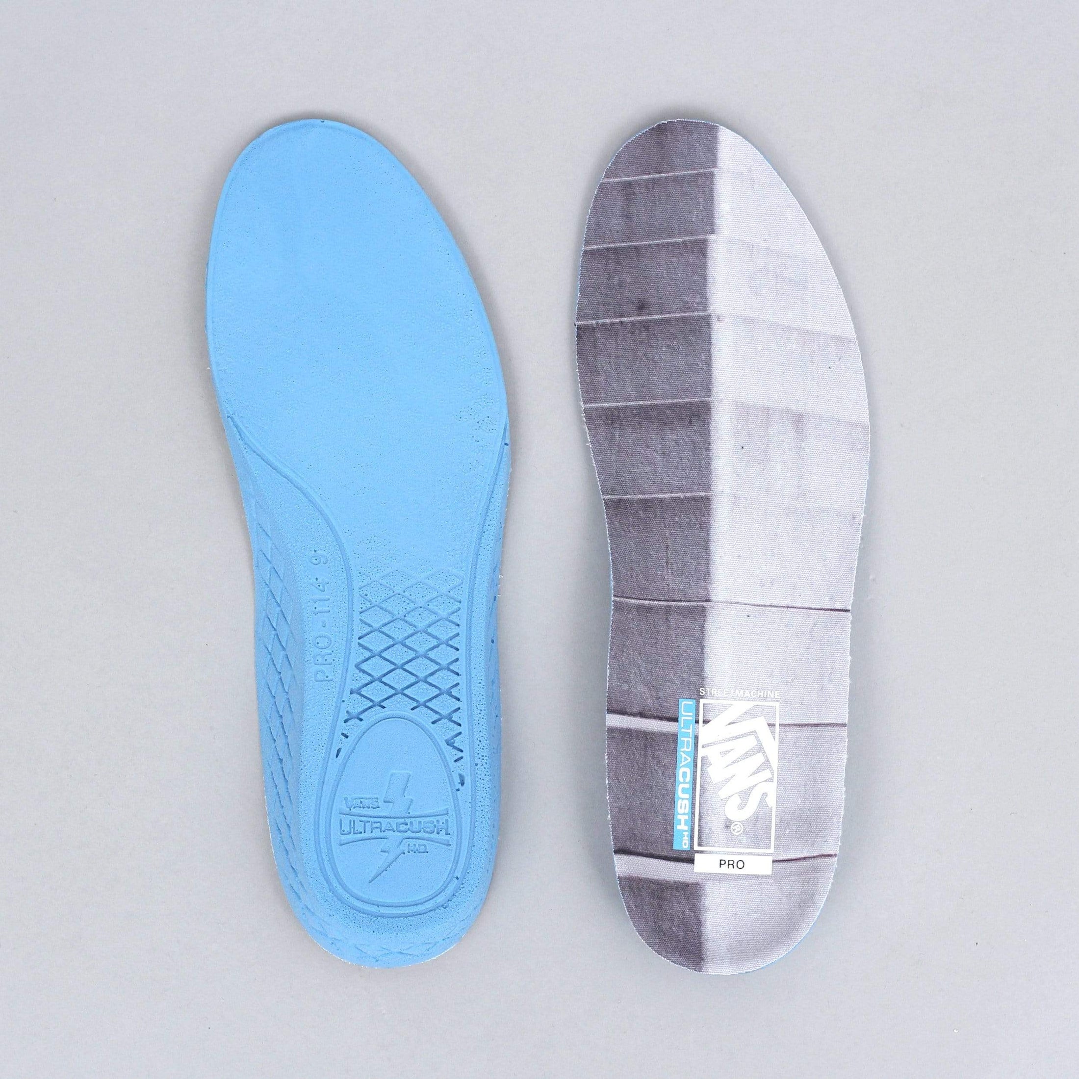 Vans Sk8-Low Pro Shoes (Streetmachine) Black / Dark Blue / Traditional White