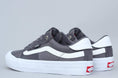 Load image into Gallery viewer, Vans Style 112 Pro Shoes Tornado / White
